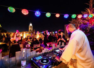 Soirée à Marrakech au Kabana location SONORISATIONsonorisation
